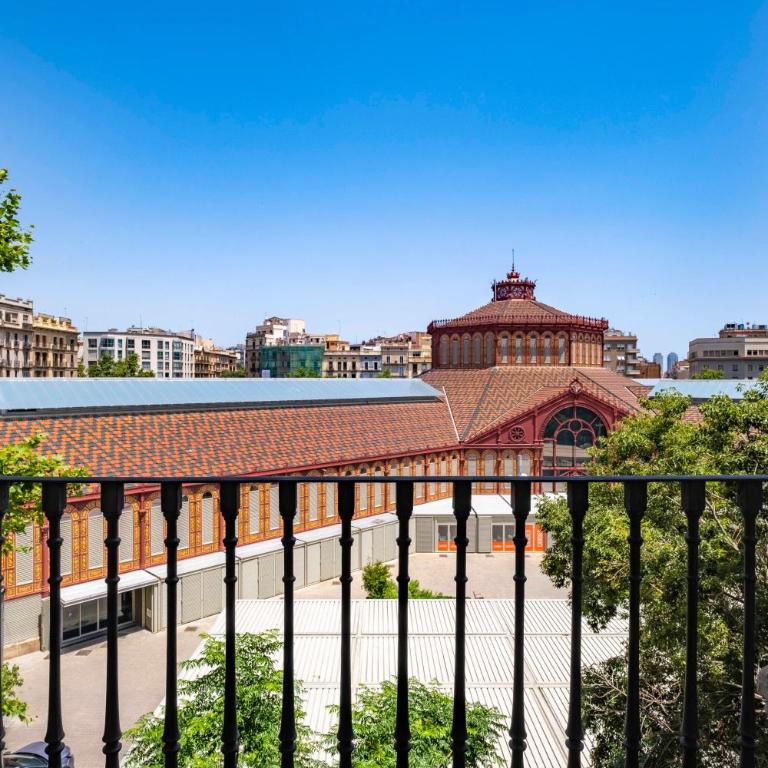 Aspasios Market Balconies Apartments - One-Bedroom Apartment with City View - 14