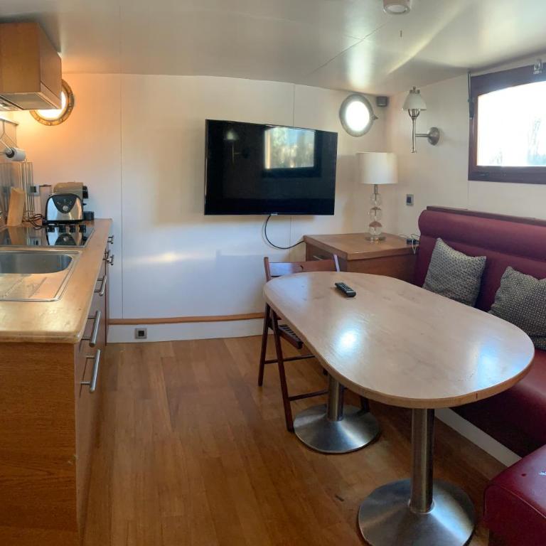 Cabine sur péniche à Bagatelle - Appartement 1 Chambre - 12