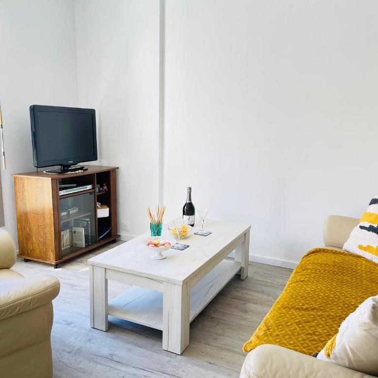 Très bel appartement face au port Santa -Piscine - Apartment mit 2 Schlafzimmern - 17