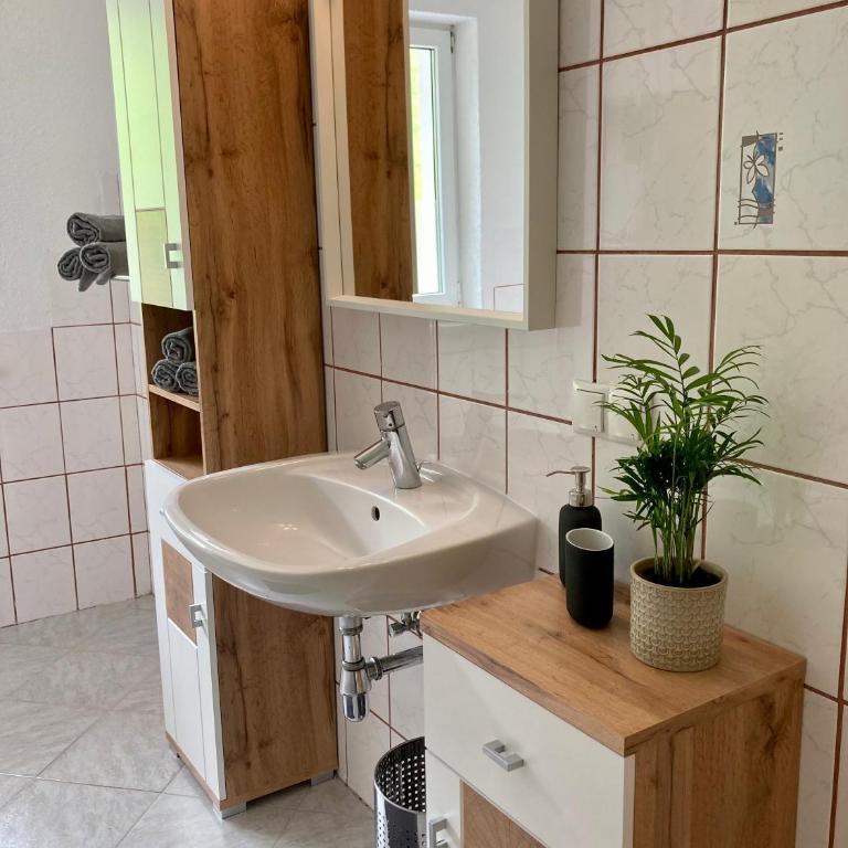 Heissgut - Two-Bedroom Apartment - 3