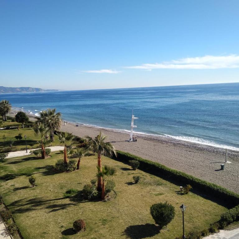 Torrox Costa beachfront apartment - Apartamento Ático - 10