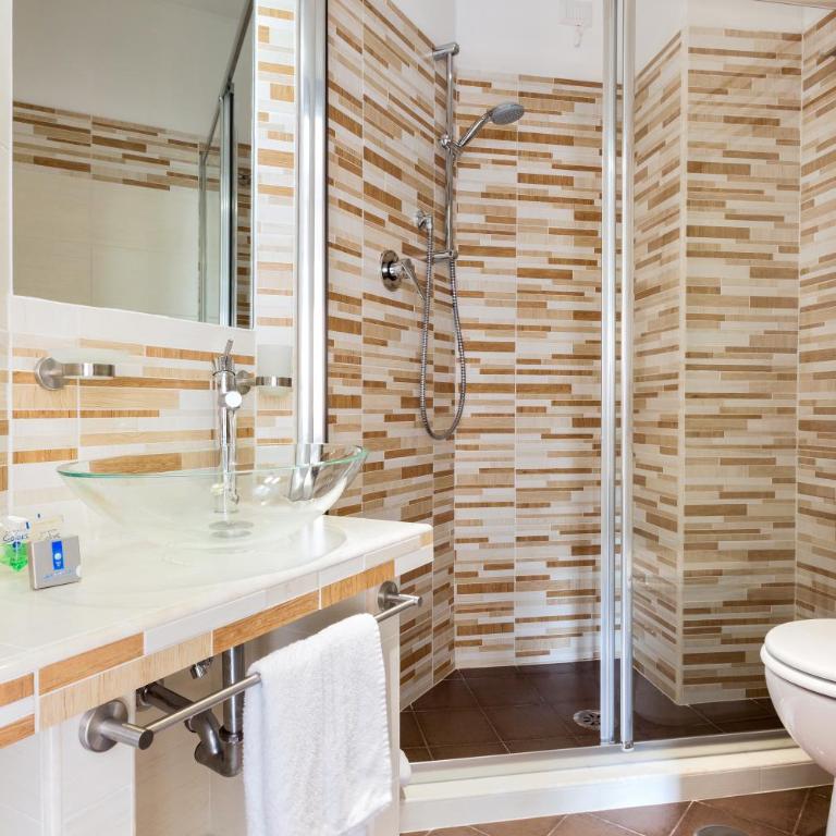 B&B Sol Romae - Camera Matrimoniale con Bagno Privato - 6