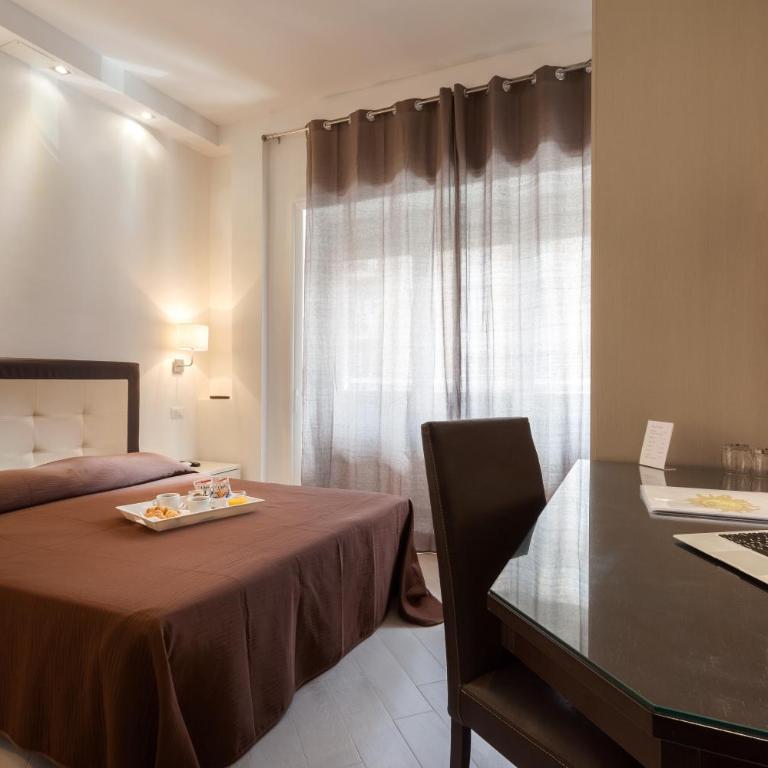 B&B Sol Romae - Camera Matrimoniale con Bagno Privato - 2