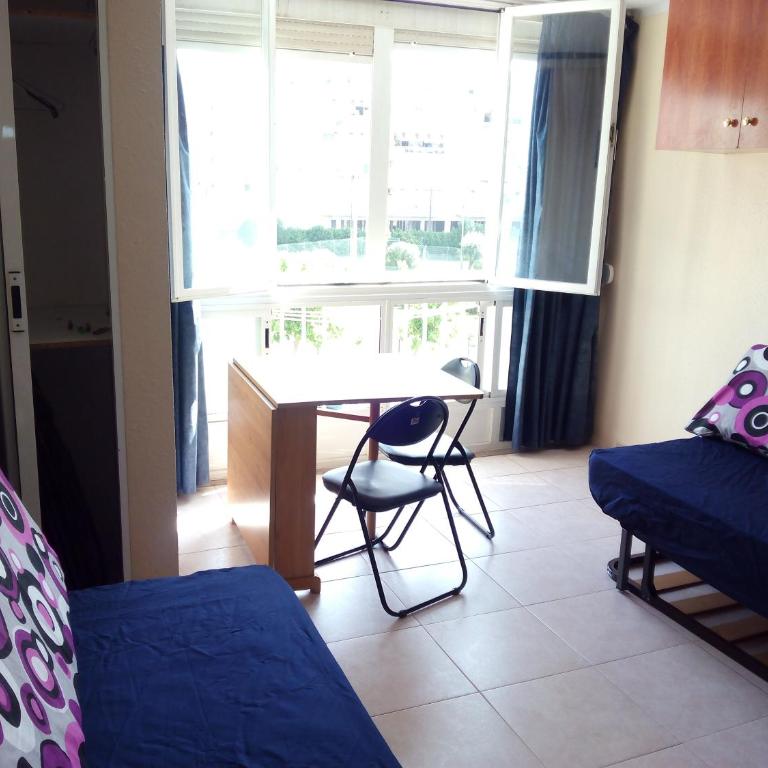 Estudio en La Pineda - Studio - 1