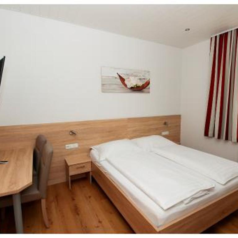 Hotel "Wilder Mann" - Doppelzimmer mit eigenem Bad - 27
