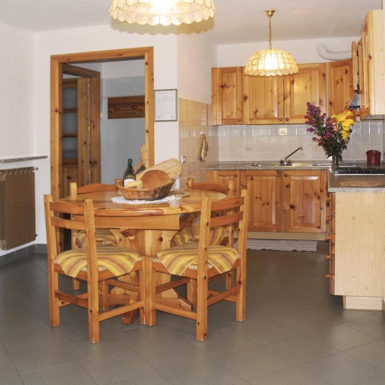 Agriturismo Plan d'Avie - Appartamento con 2 Camere da Letto - 1