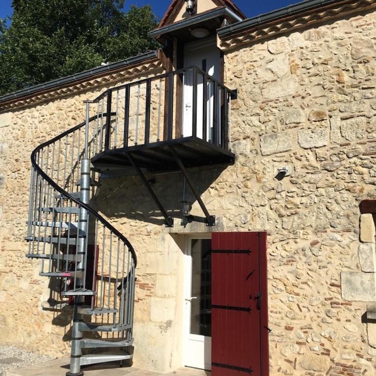 Maison Aubergerac - Zimmer mit Queensize-Bett und Gartenblick - 7