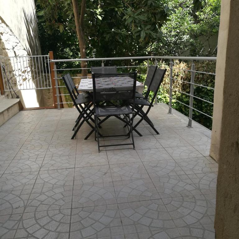 Montpellier logement 70 m2 à 5 min gare St Roch - Apartment mit 2 Schlafzimmern - 11