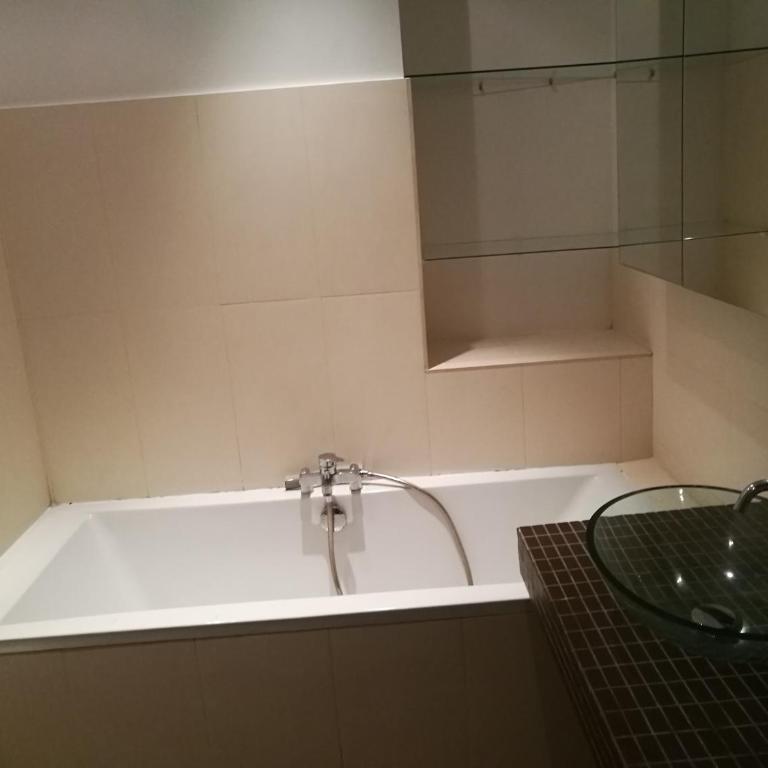 Montpellier logement 70 m2 à 5 min gare St Roch - Apartment mit 2 Schlafzimmern - 7
