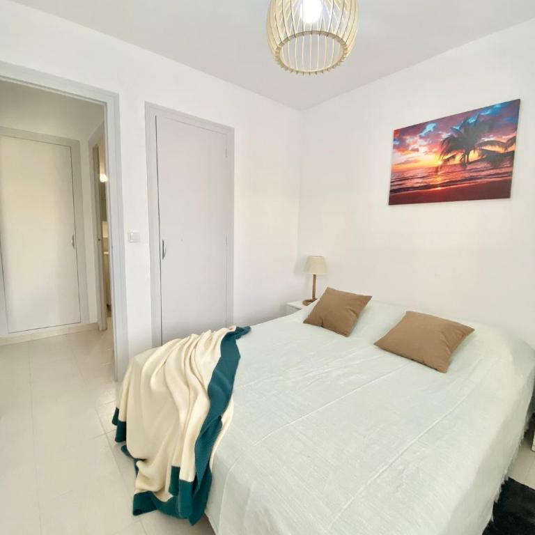 Sea view apartment Cap Salou Costa Dorada CYE - One-Bedroom Apartment - 16