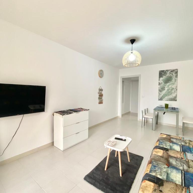 Sea view apartment Cap Salou Costa Dorada CYE - One-Bedroom Apartment - 15