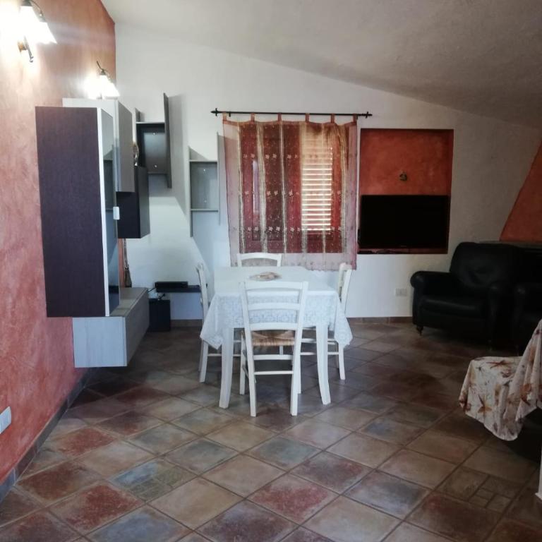 Da Pino in Centro - Appartamento con 2 Camere da Letto - 9
