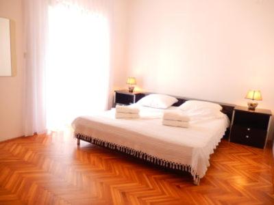 3 Bedroom Apartment Ulcinj - Three-Bedroom Apartment - 7