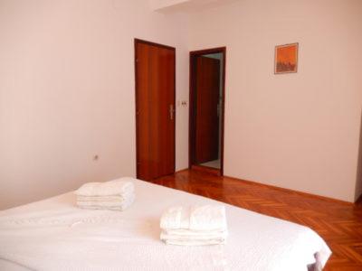 3 Bedroom Apartment Ulcinj - Three-Bedroom Apartment - 8