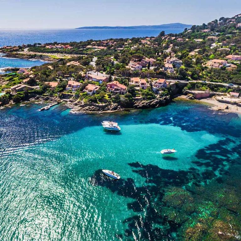 Les Issambres, appt 4 personnes, vue mer sur la Baie de Saint Tropez et le Golfe de sainte Maxime - Appartement 2 Chambres - 1
