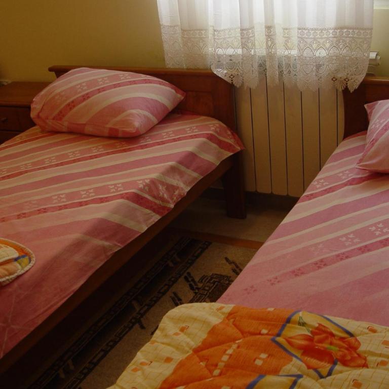 Apartmani panorama - Quadruple Room - 5