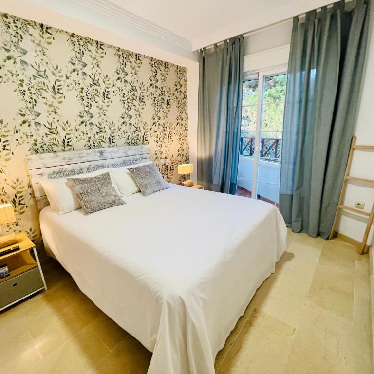 Marbella Pleasant Duplex by Elviria Las dunas beach - Two-Bedroom Apartment - 48