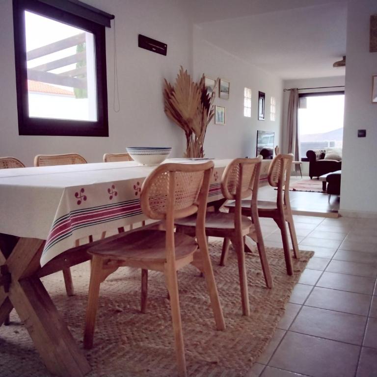 SURFWHITEHOUSE - Three-Bedroom Villa - 81
