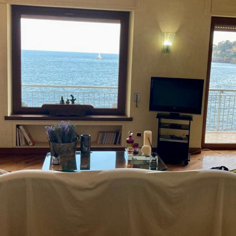 Appartamento da sogno con spiaggia a Posillipo - Appartamento con 2 Camere da Letto e Vista Mare - 4