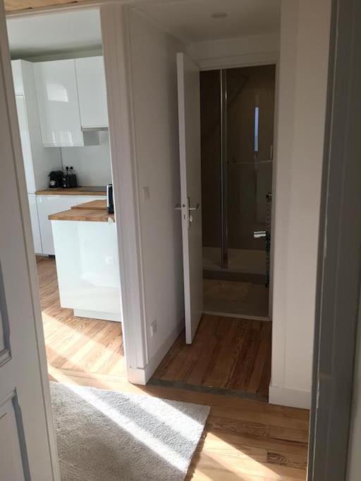 Bel appartement vue mer centre-ville, face plage - Appartement 2 Chambres - 32