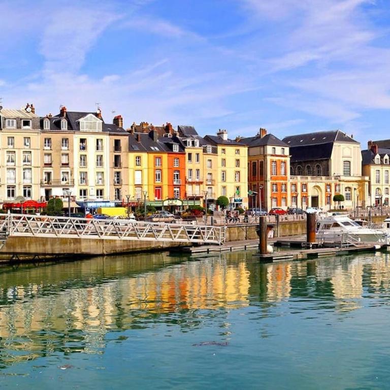 Bel appartement vue mer centre-ville, face plage - Appartement 2 Chambres - 34