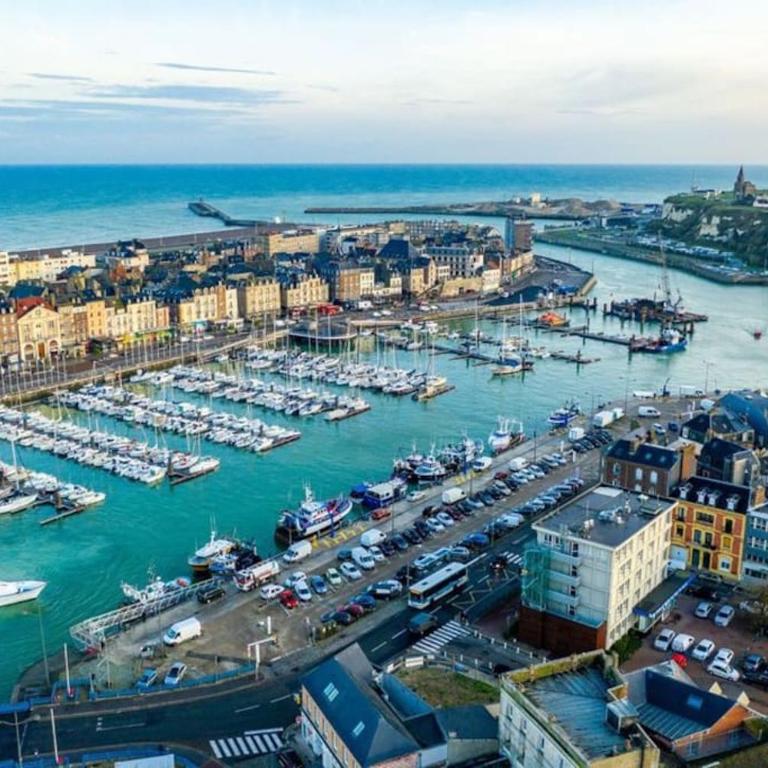 Bel appartement vue mer centre-ville, face plage - Appartement 2 Chambres - 41