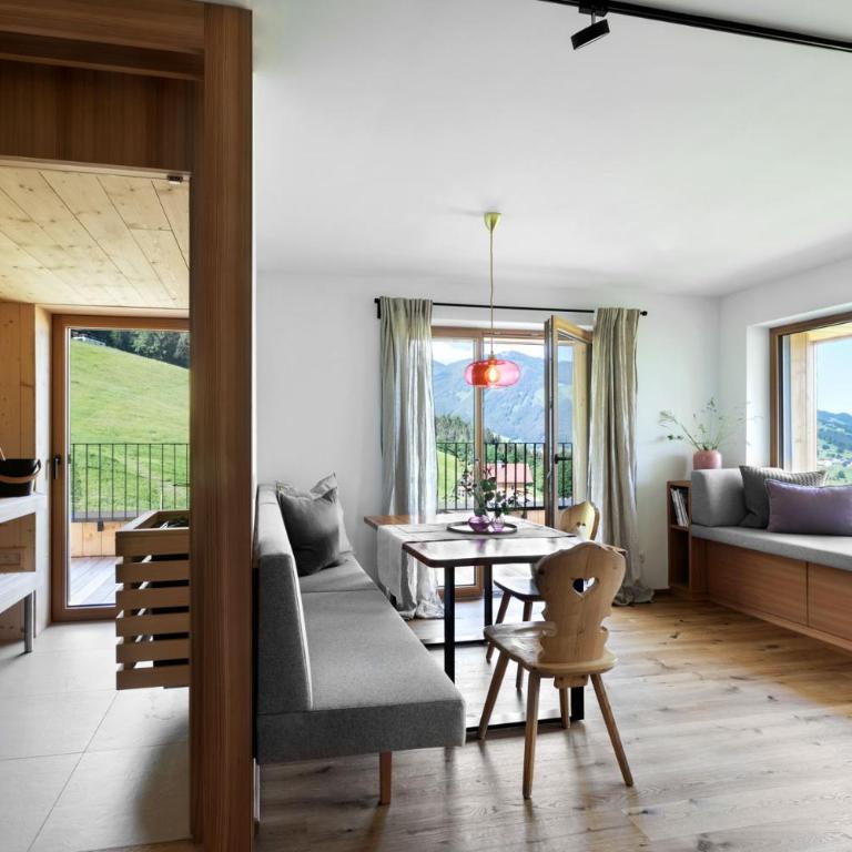 Holzhackerin - the charming Haus am Berg - Apartment mit Terrasse - 1