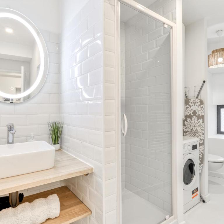 Les Gîtes de Laure - L'Or Blanc, Appartement avec Vue sur le Chateau, Climatisation, à 160 m de la Cité Médiévale - Apartment mit 2 Schlafzimmern - 20