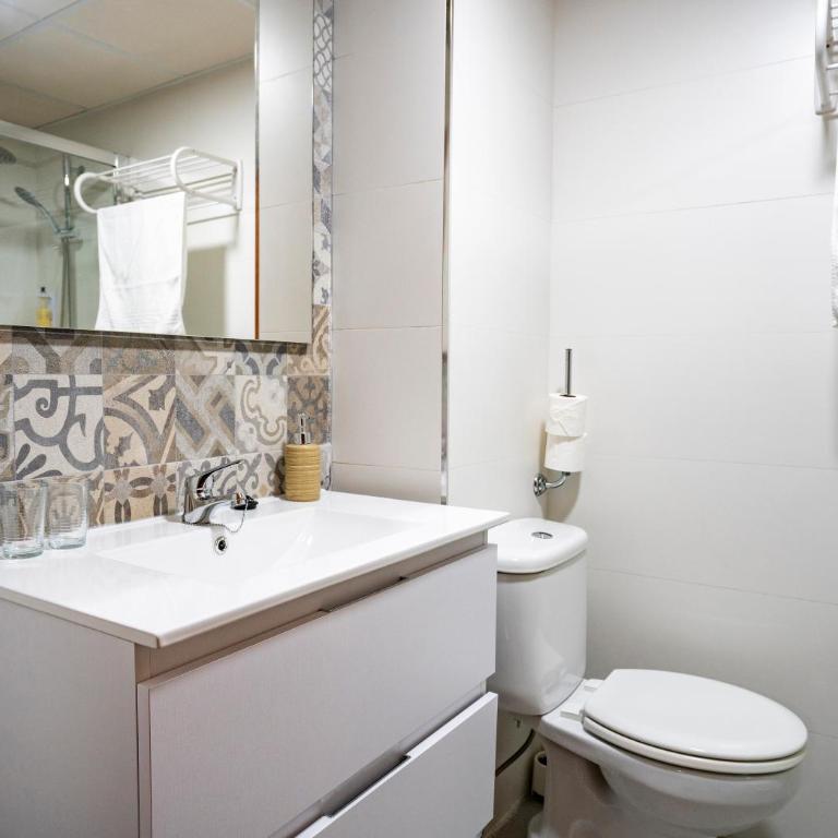 Hostal Plaza de Italia - Habitación Doble Económica - 1
