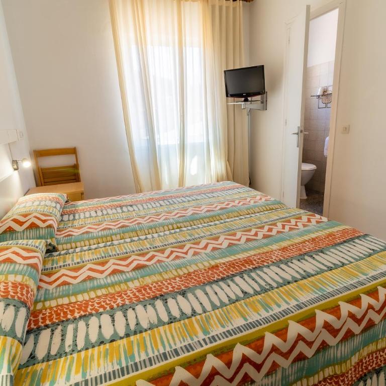 Fonda Can Dalfo - Economy Double Room - 3