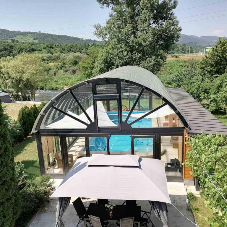 Deluxe Villa Coast River Sarajevo - Kuća s 5 Spavaćih Soba - 10
