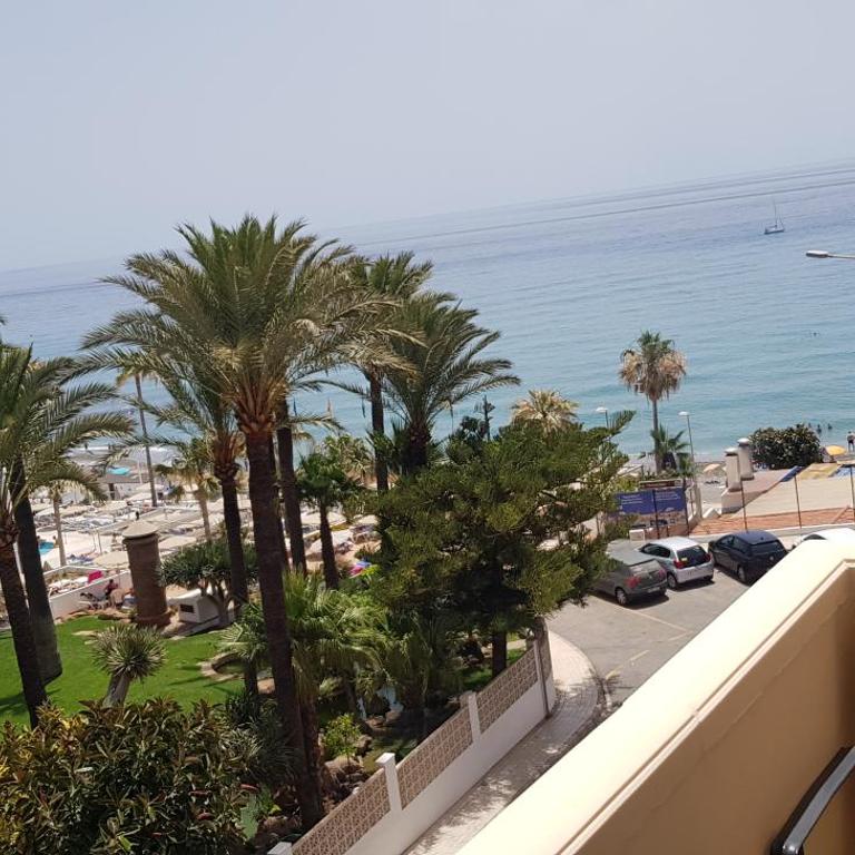 APARTAMENTO RIVAS, JUNTO a LA PLAYA TORRECILLA NERJA - Apartamento con vistas al mar - 2