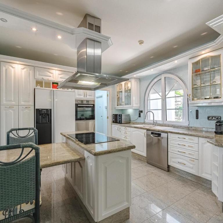Gorgeous Golf Villa - Casa - 82