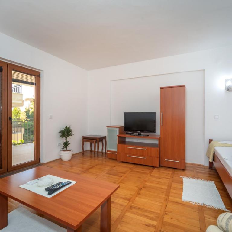 MarkoKop - Apartman sa 2 Spavaće Sobe - 13