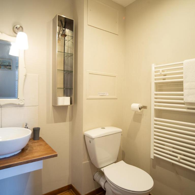 Maison Caramel - Dreibettzimmer mit Dusche - 4