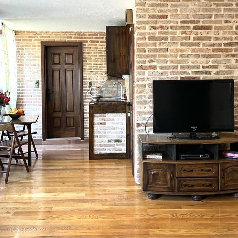 Una apartments - Apartment with Terrace - 11
