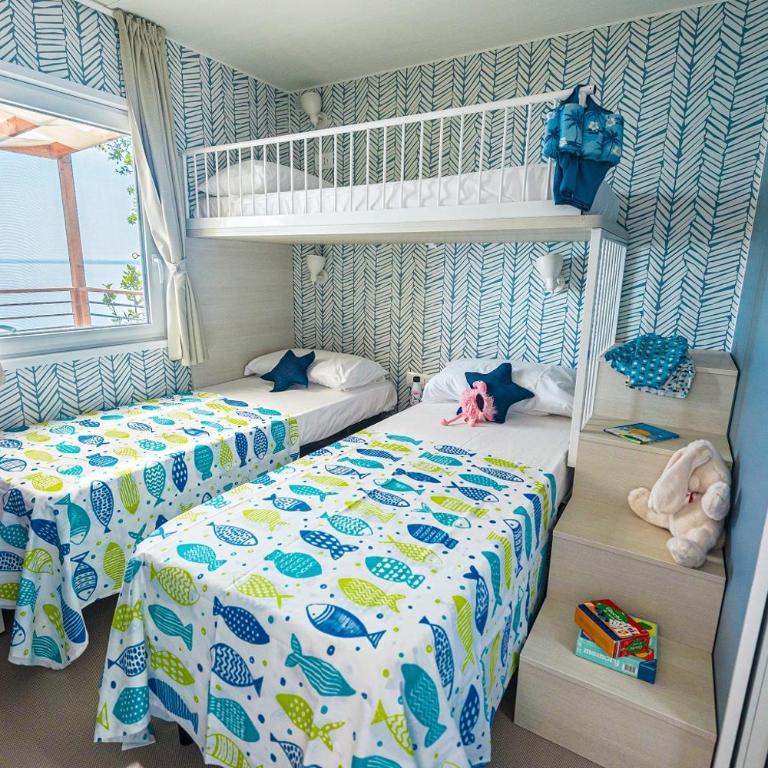 Village & Glamping Riva Blu - Superior Mobilheim mit Seeblick - 1