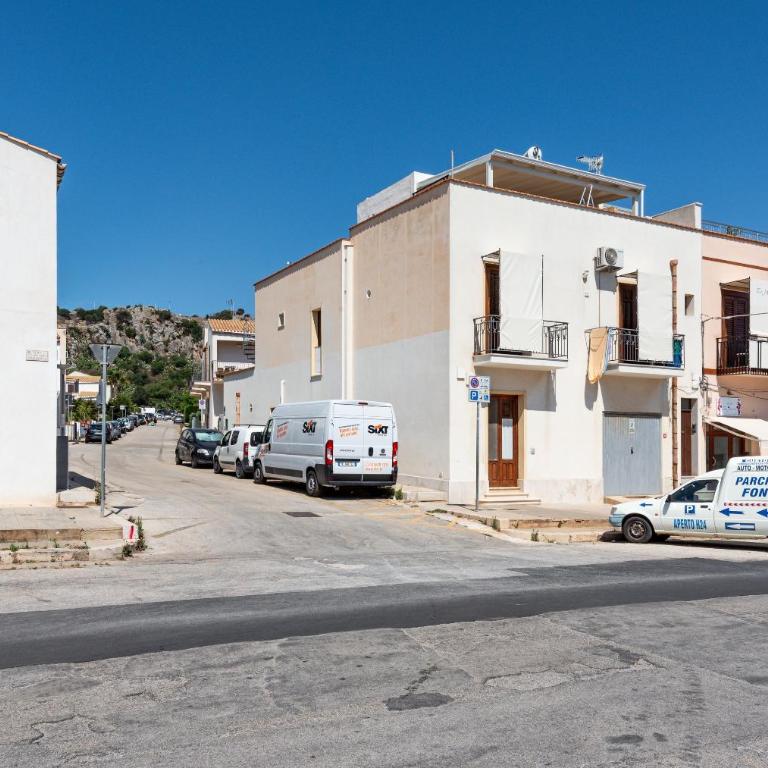Casa Vacanza Azzurra Centro - Villa - 10