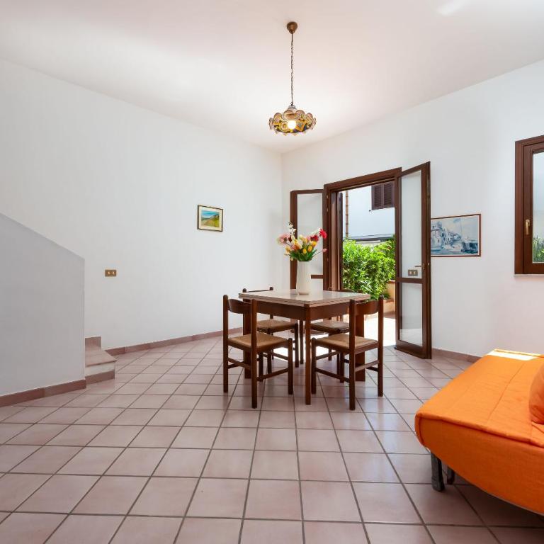 Casa Vacanza Azzurra Centro - Villa - 8