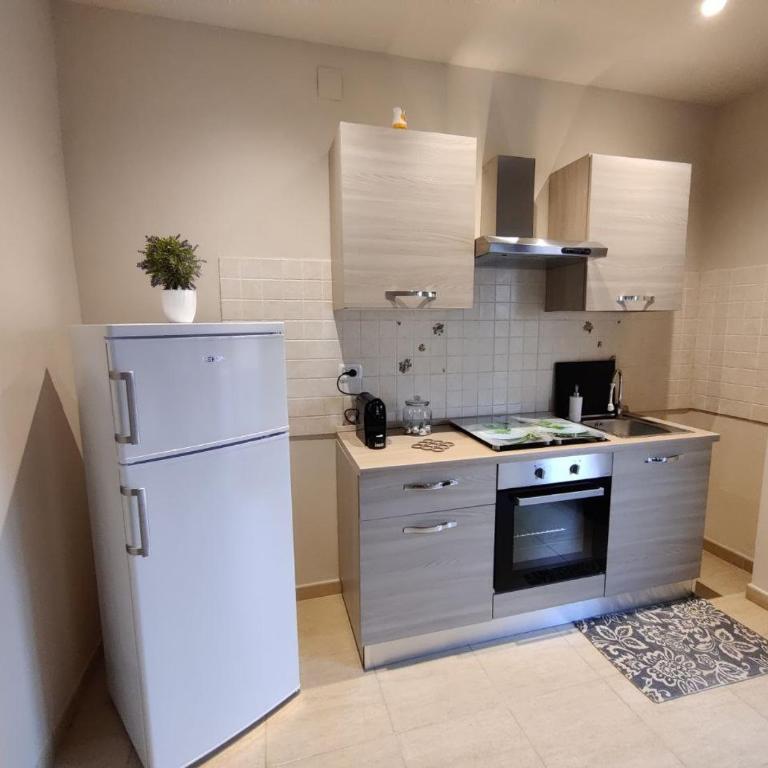 Elpida Apartment Reggio Calabria - Appartamento con 2 Camere da Letto - 24