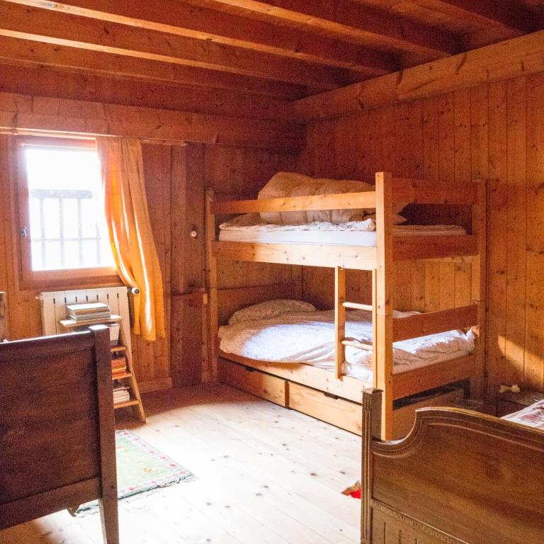 Chalet familial authentique avec jardin/cheminée - Chalet - 17