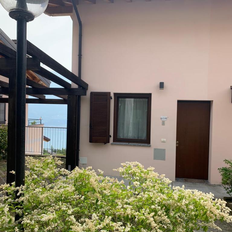 La Quiete 56 Lake view Apartment by Gardadomusmea - Appartamento con Balcone - 10