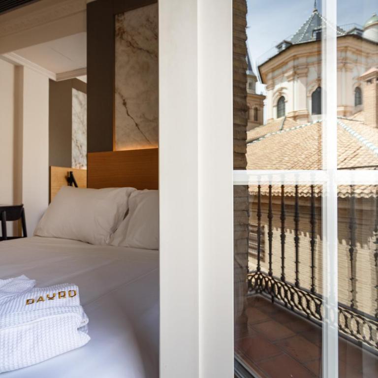 Hotel Dauro Premier - Family Room with Private Bathroom - 4