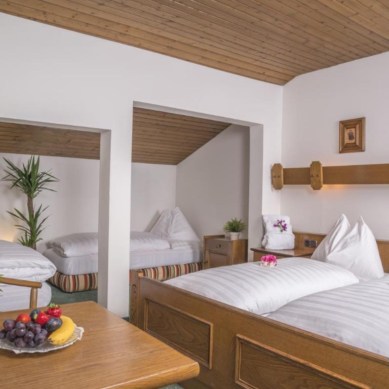 Hotel Sonne - Vierbettzimmer - 1