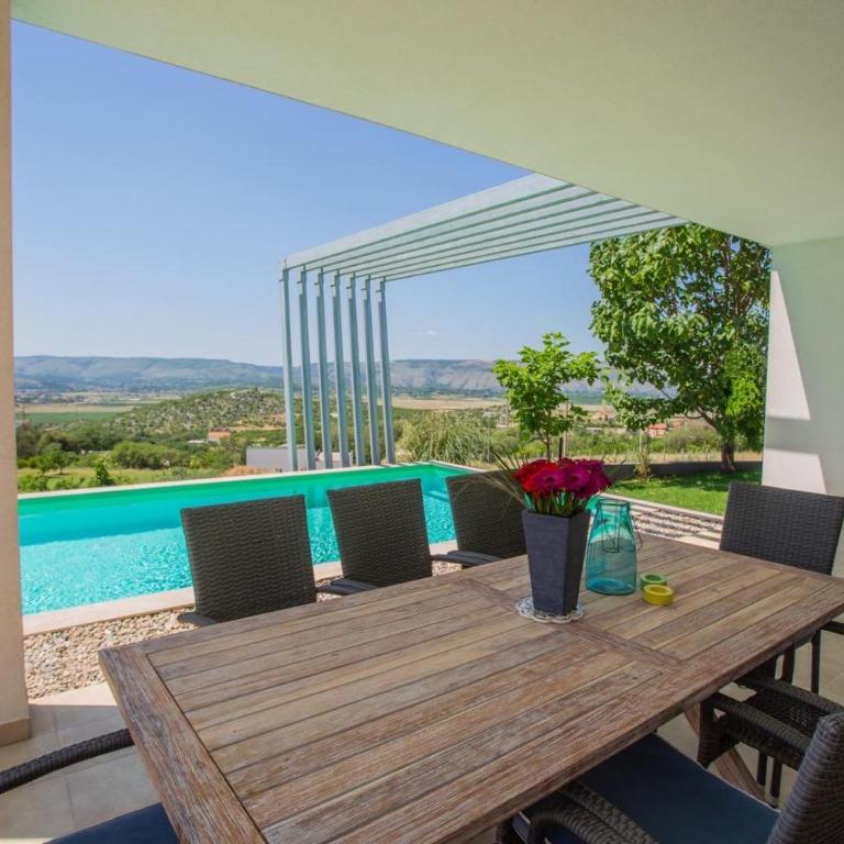 Villa The View with heated pool , modern comfort in Herzegovina - Deluxe Villa - 4