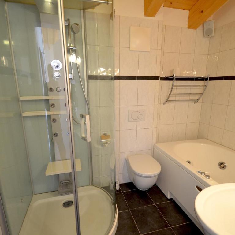 Ski Chalet Jim by All in One Apartments - Chalet mit Balkon und Bergblick - 9