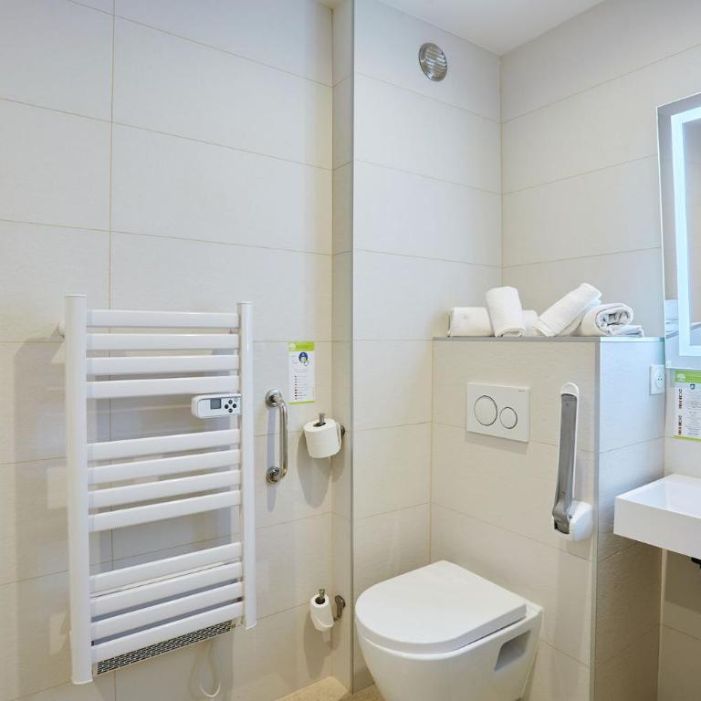 Logis Hôtel Le Rodin - Chambre Double - Accessible aux Personnes à Mobilité Réduite - 4
