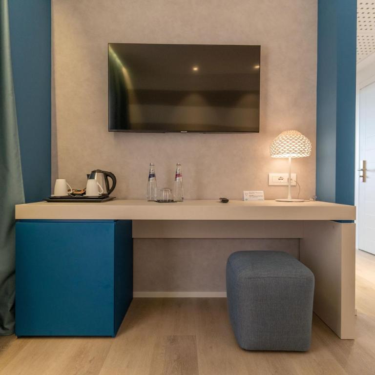 Hotel Orient & Pacific - Junior Suite with Sea View - 5