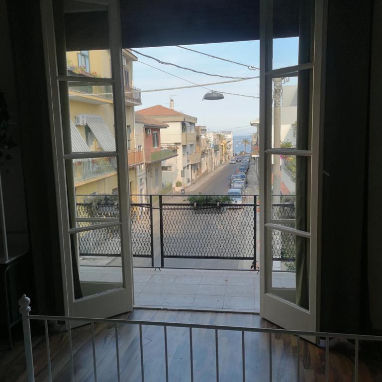 Locanda Popolare - Camera Familiare con Vista Mare Laterale - 10