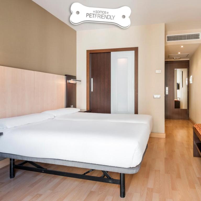 Ilunion Auditori - Double Room Pet Friendly - 3